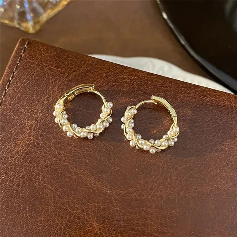 French Imitation Pearl Circel Earring Small round Hoop Earrings for Women New Design Texture Earrings Jewelry Elegant Gift K-